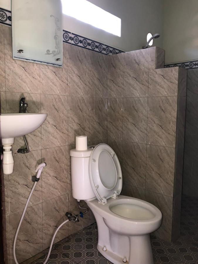 Tira Amed Homestay Exteriör bild