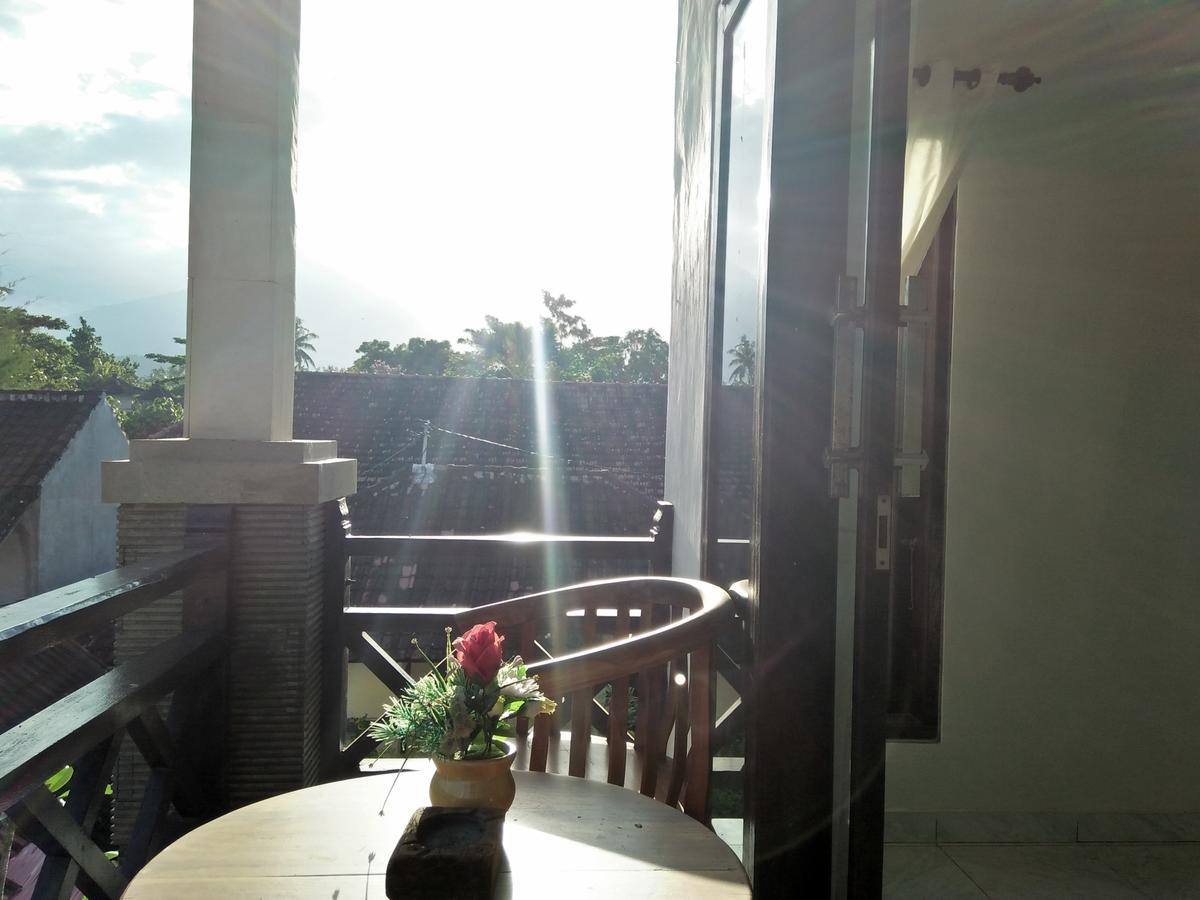 Tira Amed Homestay Exteriör bild