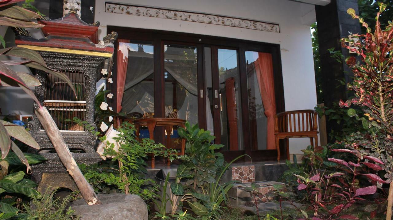 Tira Amed Homestay Exteriör bild